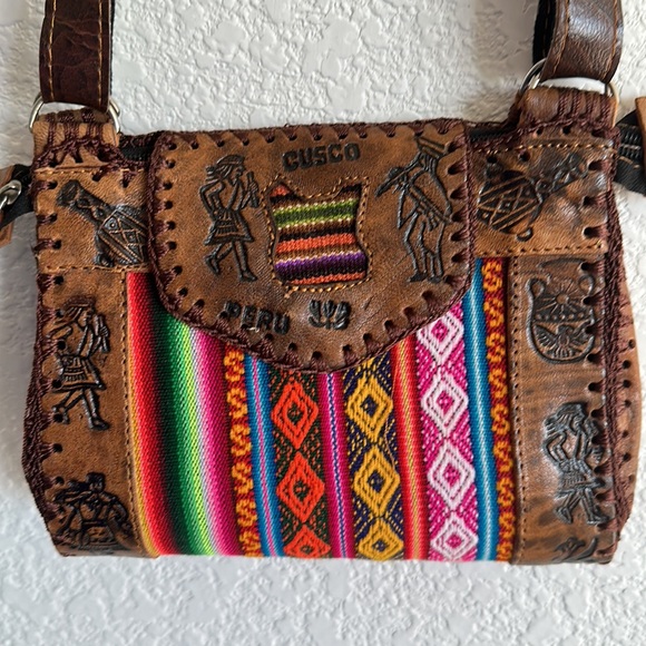 Peruvian real leather purse - Picture 3 of 9